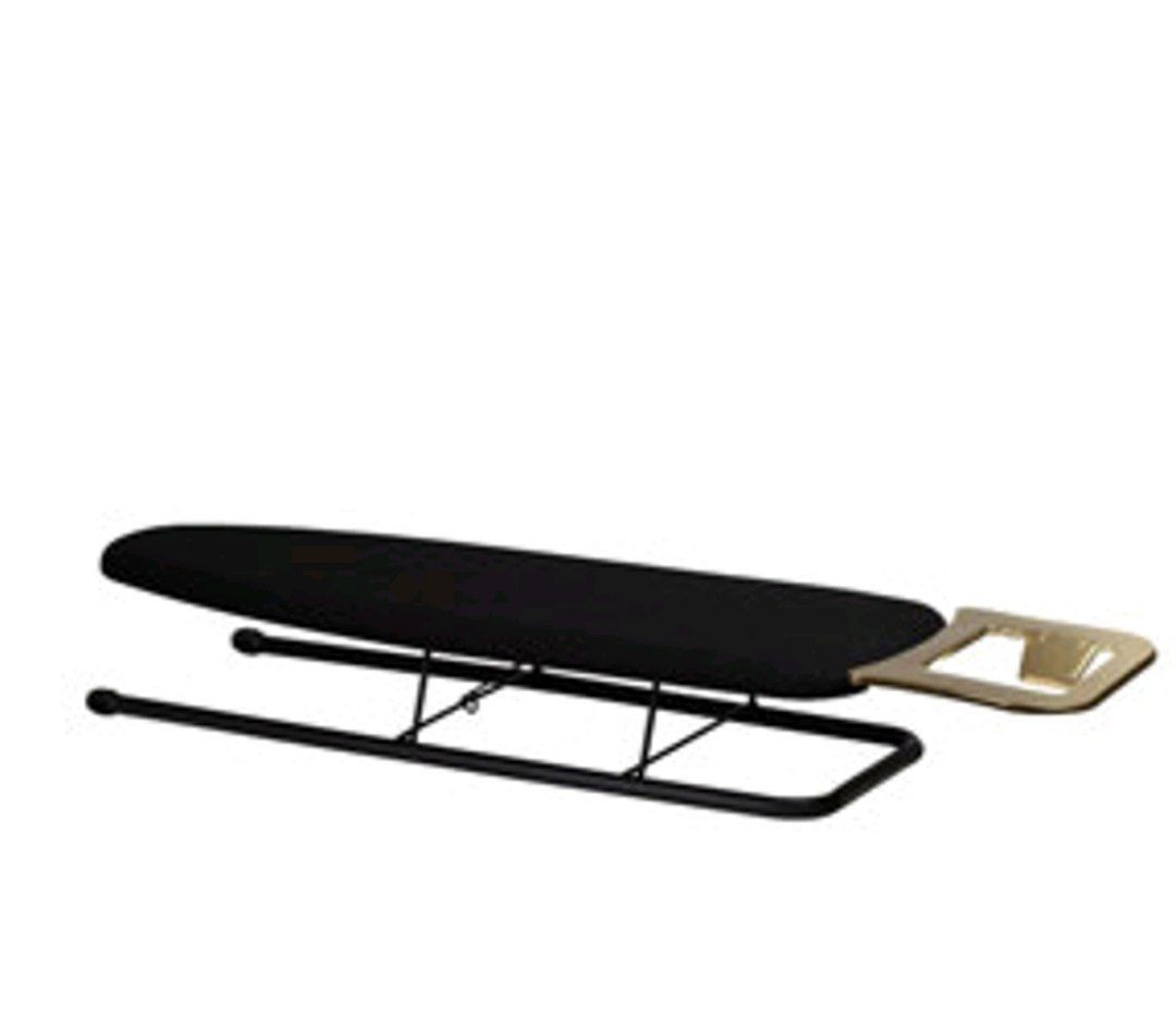 میز اتو مشکی طلایی کد 1029